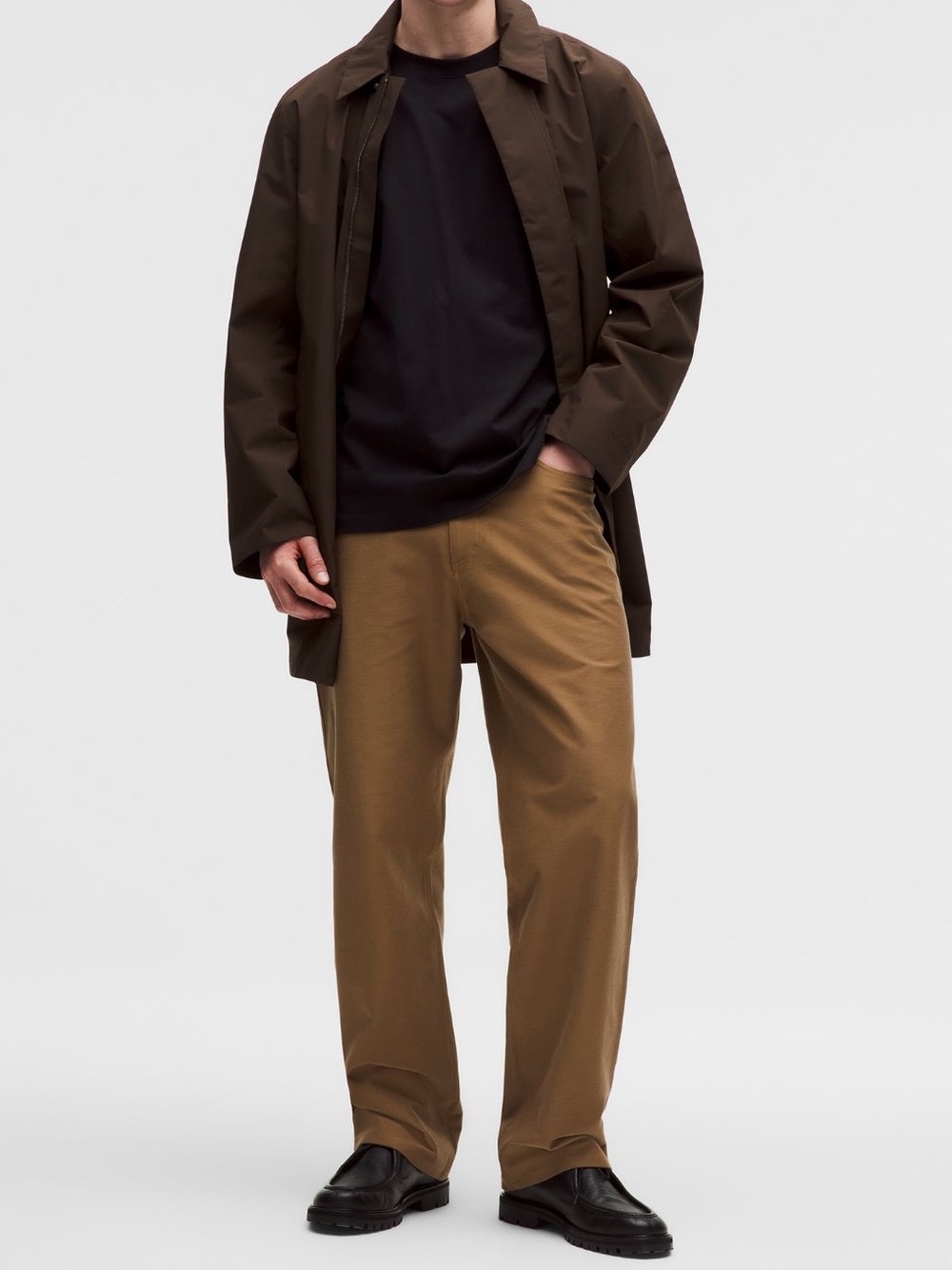 Men’s Lululemon EasyFive Loose-Straight Pant size 36 inseam 31” in camel brown